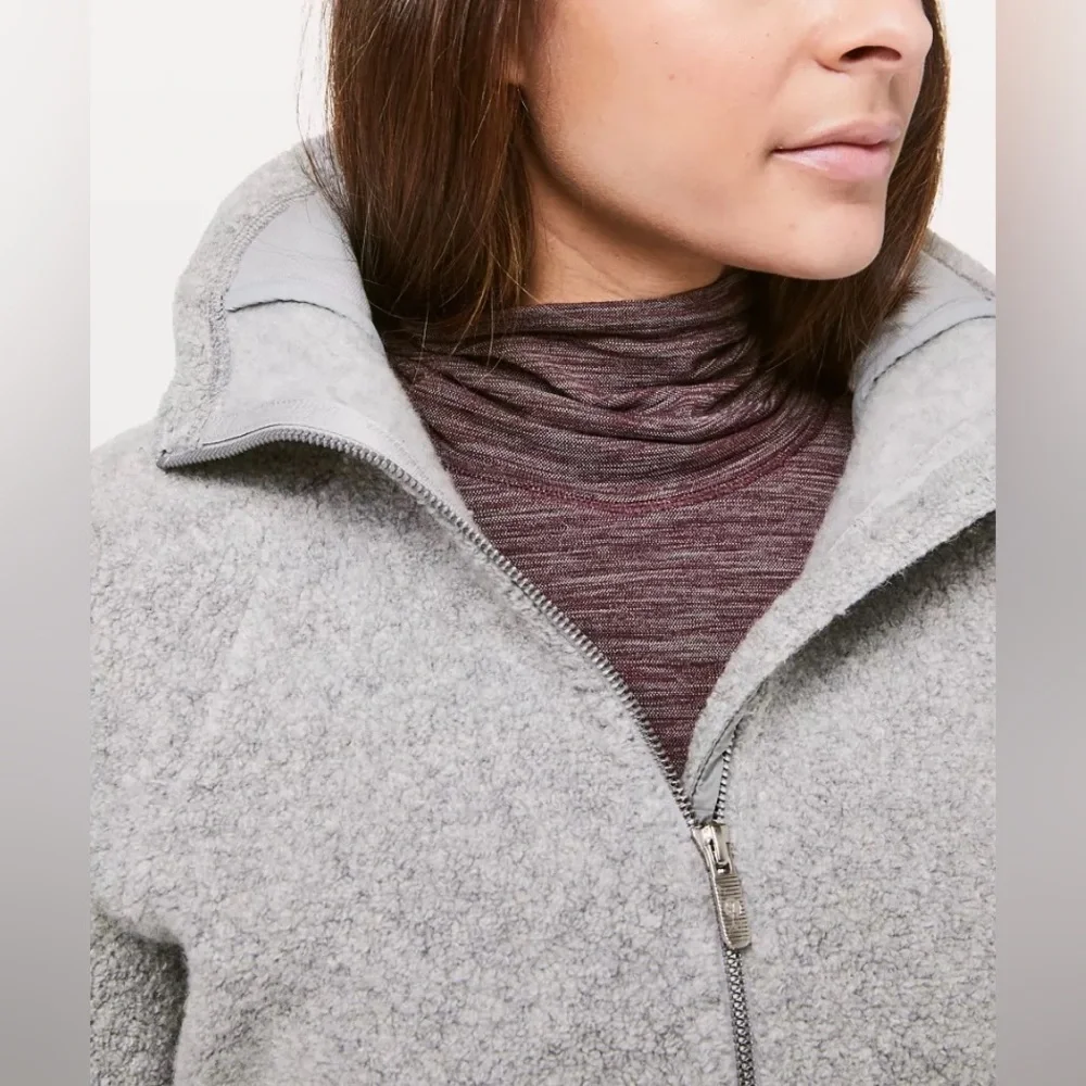 Lululemon So Sherpa cropped grey boucle jacket women’s size 6 - Picture 4 of 10